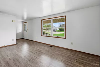 47 Lawnview Drive, Wilmington, OH 45177 - Photo 5