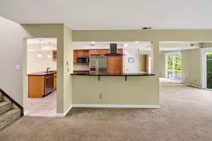 5265 Eaglesnest Dr, Cincinnati, OH 45248 - Photo 9