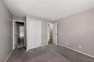 1990 Bluehill Dr, Springfield Township, OH 45240 - Photo 17