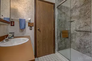 6215 Daleview Rd, Colerain Township, OH 45247 - Photo 29