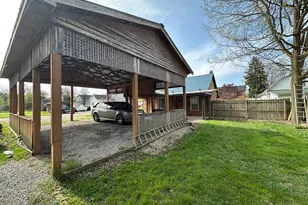 208 Walnut St, Williamsburg, OH 45176 - Photo 9
