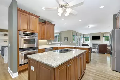 9959 Thoroughbred Lane, Springfield Township, OH 45231 - Photo 11