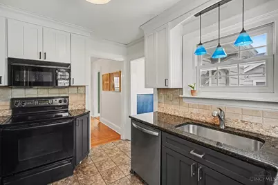 6618 Elm Street, Mariemont, OH 45227 - Photo 9