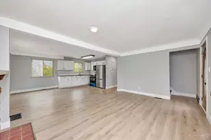 5306 Fox Rd, Cincinnati, OH 45239 - Photo 7