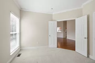 8239 Sweet Briar Ct, Liberty Township, OH 45044 - Photo 11