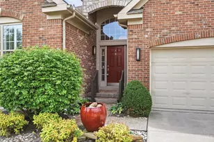 8239 Sweet Briar Ct, Liberty Township, OH 45044 - Photo 5