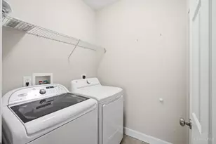 8239 Sweet Briar Ct, Liberty Township, OH 45044 - Photo 25