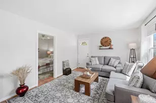 7740 Bowen Ave, Cincinnati, OH 45255 - Photo 9