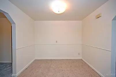 620 Maple Drive, Reading, OH 45215 - Photo 7
