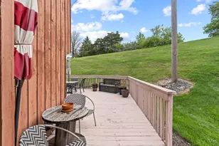 8318 Whisper Way, West Chester, OH 45069 - Photo 43