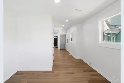 3352 Bevis Avenue, Cincinnati, OH 45207 - Photo 21