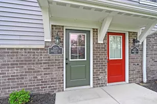 5871 Parkview Ln, Miami Township, OH 45150 - Photo 3