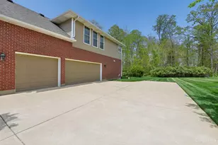 325 Eastbury Dr, Loveland, OH 45140 - Photo 47