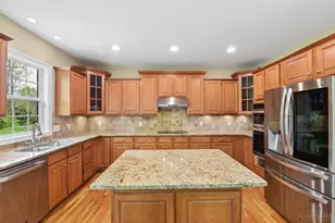 325 Eastbury Dr, Loveland, OH 45140 - Photo 11