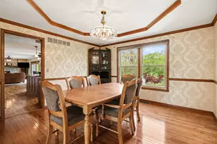 914 Cedar Park Dr, Delhi Township, OH 45233 - Photo 9