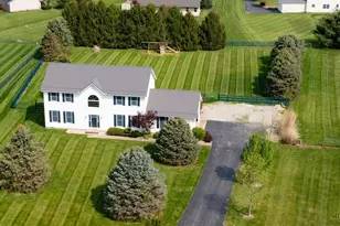 76 Whitethorne Ct, Union Twp, OH 45177 - Photo 3