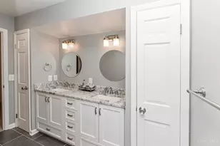 2475 Pond Run Ave, Anderson Township, OH 45244 - Photo 15