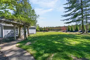 8317 Patrilla Ln, Symmes Township, OH 45249 - Photo 17
