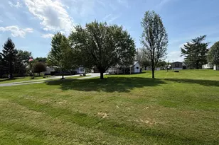 10818 N Shore Dr, Paint Township, OH 45133 - Photo 5