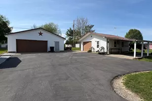 10818 N Shore Dr, Paint Township, OH 45133 - Photo 3