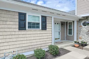 680 Stoneharbor Ln, Hamilton Township, OH 45039 - Photo 3