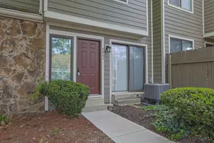 9864 Timbers Dr, Blue Ash, OH 45242 - Photo 3