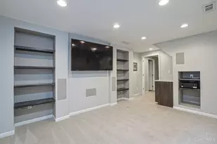 9864 Timbers Dr, Blue Ash, OH 45242 - Photo 27