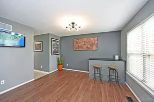 8799 Woolstone Ct, Hamilton Township, OH 45039 - Photo 5