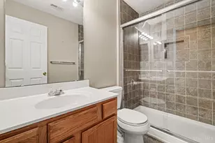8517 Breezewood Ct, West Chester, OH 45069 - Photo 17