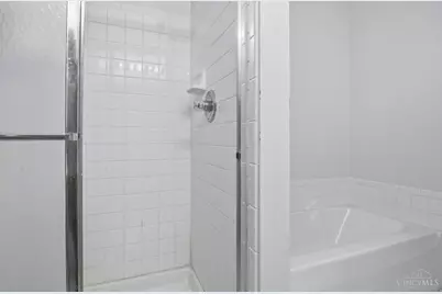 5478 Lyonia Court, Cincinnati, OH 45239 - Photo 17