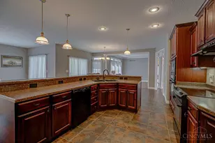 218 Random Dr, Hamilton, OH 45013 - Photo 5