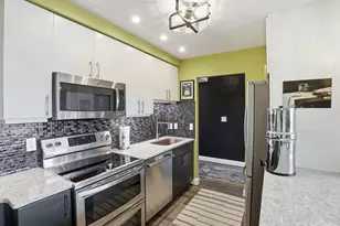 2200 Victory Pkwy, Cincinnati, OH 45206 - Photo 17