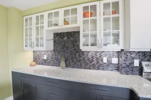 2200 Victory Pkwy, Cincinnati, OH 45206 - Photo 23
