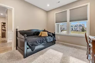 1358 Brookchase Cir, Hamilton Township, OH 45039 - Photo 19