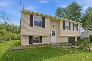 10380 Hawkhurst Dr, Colerain Township, OH 45231 - Photo 3