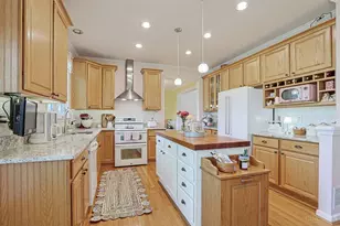 1448 E Stoker Ct, Miami Township, OH 45140 - Photo 13