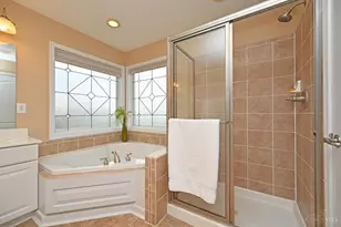 7434 Foxchase Dr, West Chester, OH 45069 - Photo 33