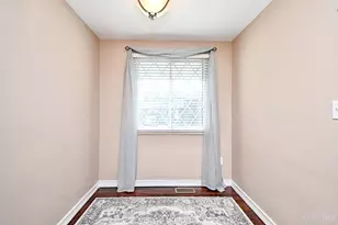 465 Vancover Ct, Union Township, OH 45244 - Photo 9
