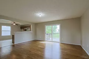 7831 Haverhill Ln, Hamilton Township, OH 45039 - Photo 7