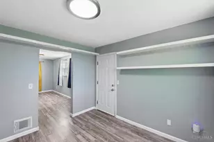627 Roebling Rd, Cincinnati, OH 45238 - Photo 11