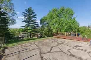 627 Roebling Rd, Cincinnati, OH 45238 - Photo 37