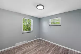 627 Roebling Rd, Cincinnati, OH 45238 - Photo 17