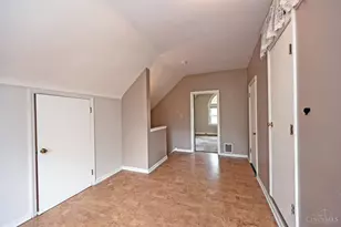1845 Hanfield St, Cincinnati, OH 45223 - Photo 39