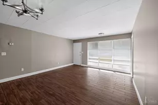 8819 Grenada Dr, Springfield Township, OH 45231 - Photo 13