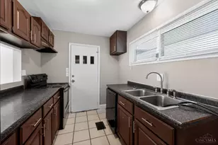 8819 Grenada Dr, Springfield Township, OH 45231 - Photo 23