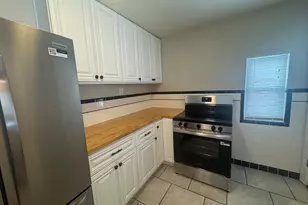 7849 Seward Ave, Cincinnati, OH 45231 - Photo 7