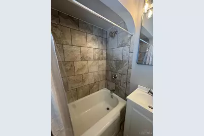 7849 Seward Avenue, Cincinnati, OH 45231 - Photo 11