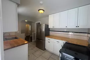 7849 Seward Ave, Cincinnati, OH 45231 - Photo 5