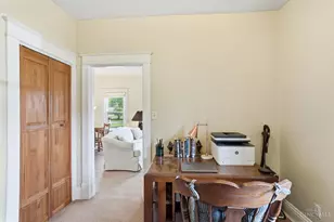 1382 W Galbraith Rd, Cincinnati, OH 45231 - Photo 17