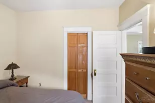 1382 W Galbraith Rd, Cincinnati, OH 45231 - Photo 15
